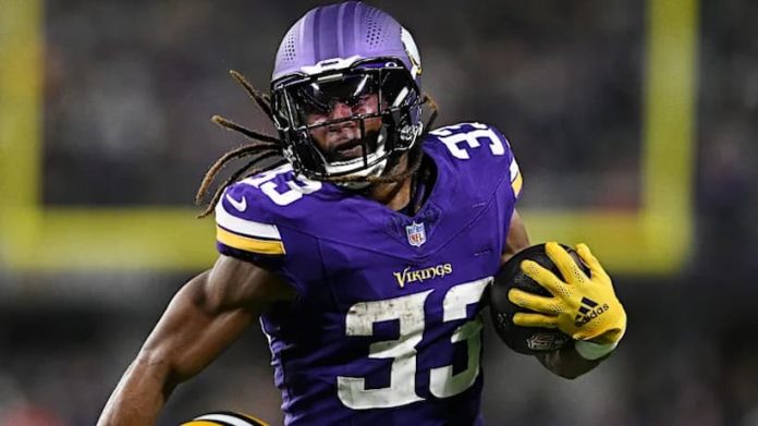 Aaron Jones Vikings pic