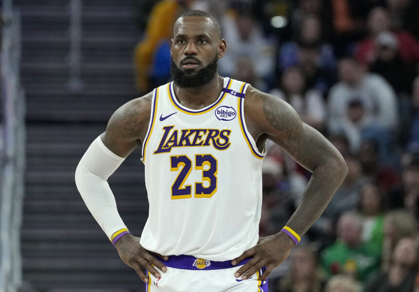 LeBron James on Los Angeles Lakers' future amid trade rumors: 'I think that's the plan'