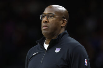 Mike Brown blasts Sacramento Kings' display, points out key 'middle school' mistakes