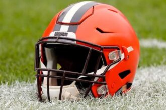 Browns helmet pic