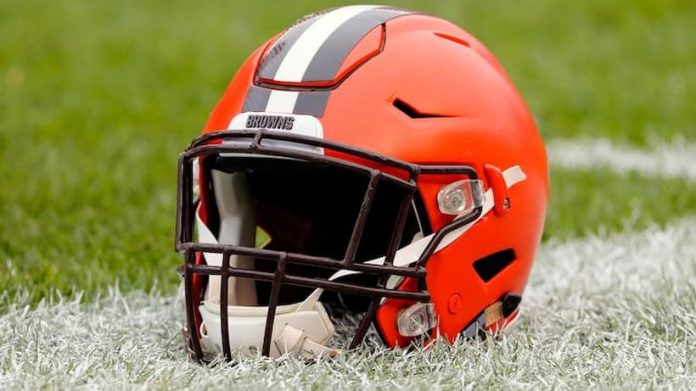 Browns helmet pic