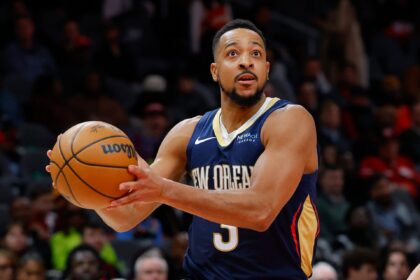 CJ McCollum ends Pelicans' losing streak at 11 with 'amazing' performance, reveals nickname 'Crazy'