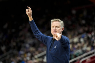 Steve Kerr left in awe of Golden State Warriors star, says he won ``a million battles'' against Pistons