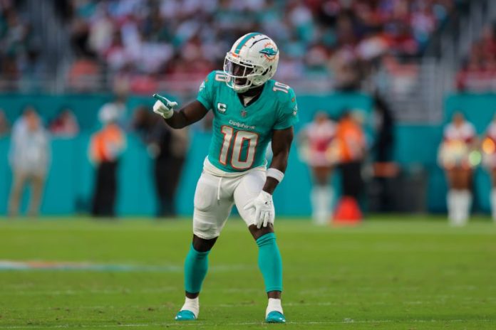 Tyreek Hills Dolphins pic