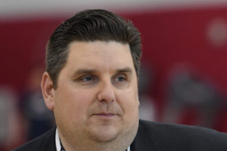 Brian Windhorst breaks down why the New York Knicks are "pretending" and not a candidate