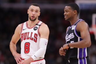 Demal Delozan and Malik Monk react when the king sends Dearlon Fox to Spurs for Zack Lavigne under the three teams with the Bulls.