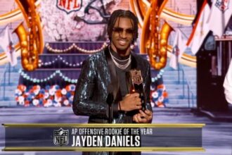 Jayden Daniels Rookie of the Year pic