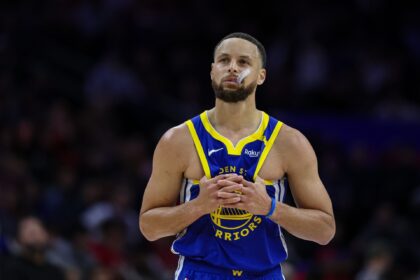 Stephen Curry's success with the Warriors is more impressive than LeBron James and the Lakers