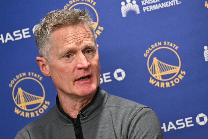 Steve Kerr admits that the Golden State Warriors star doesn't fit the team properly now, he needs to adjust