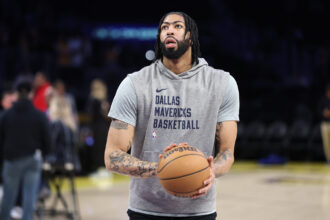 The Dallas Mavericks assigned Anthony Davis to the legend of G-League Texas, explaining the latest roster moves