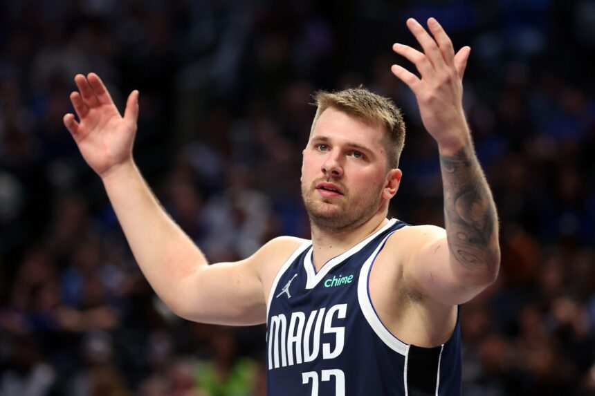 Tim Hardaway Sr. claims that the Dallas Mavericks traded Luka Donsic for business reasons, "That's a mess."