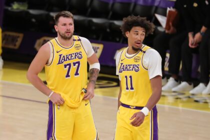 Trey Murphy raves about Luca Donsic's standout about playing against the Lakers, raving about Jackson Hayes